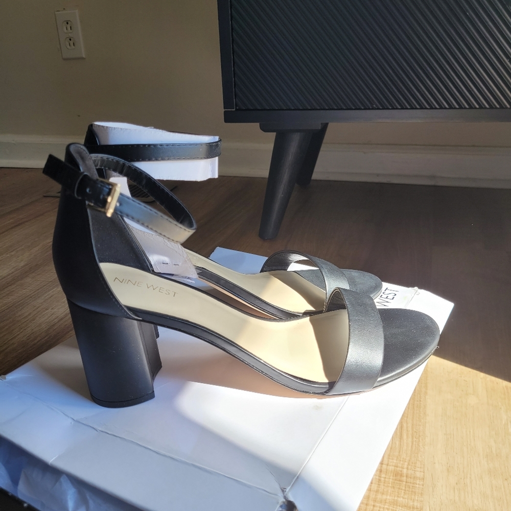 NWT Nine West Black Dress Sandals Size 11 - Picture 5 of 5